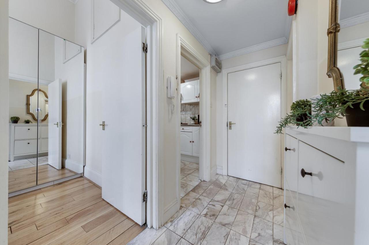 Flat In Baker Street Apartment Лондон Екстериор снимка